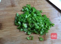 尖椒皮蛋的做法图解3