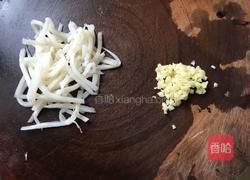 酸笋炒红薯叶的做法图解4