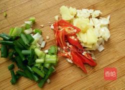 青豆炒肉的做法图解3