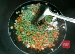 青豆炒肉的做法图解4