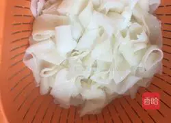 Illustration of making cold noodles 15