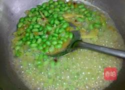 丝瓜炒毛豆的做法图解2