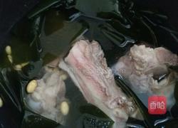 黄豆海带大骨头汤的做法图解6
