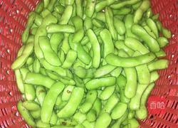煮毛豆的做法图解1