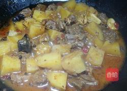 牛腩土豆的做法图解5