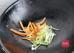 酒香炒鲜鱿的做法图解3