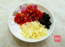 剁椒肉末蒸豆腐的做法图解3