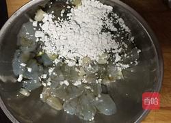 红椒青笋炒虾仁的做法图解4