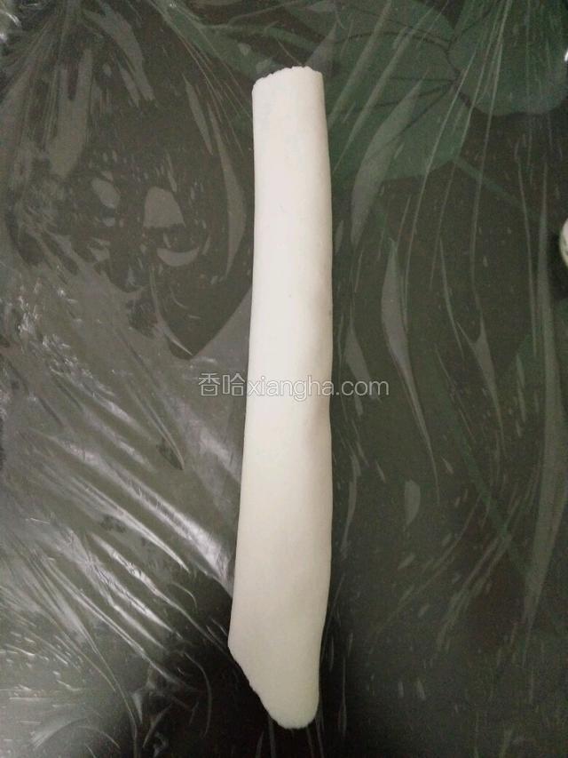 像卷寿司一样把它扎实的卷起来
