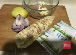 土豆玉米浓汤的做法图解1