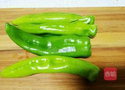 虎皮辣椒的做法图解1