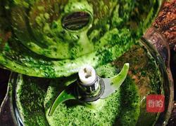 菠菜汁戚风蛋糕的做法图解2