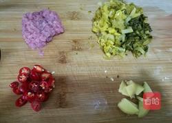 酸菜毛豆炒肉末的做法图解3