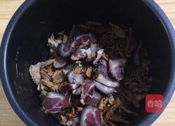 笋干炖腊肉的做法图解5