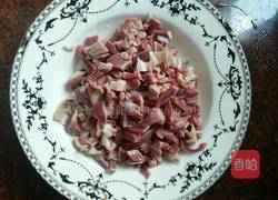 酸豆角辣椒炒鸡肾的做法图解3