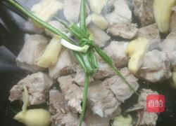 土豆排骨汤的做法图解5