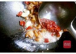 麻花肥肠煲的做法图解8