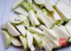 丝瓜炖蛤蜊的做法图解1