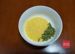 小米绿豆红枣粥的做法图解1