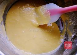 拉花戚风蛋糕（八寸)的做法图解6