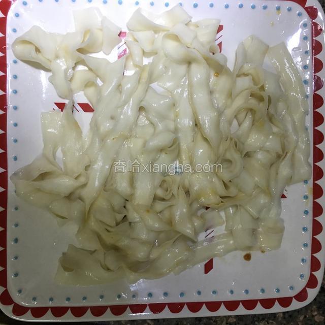 面条铺盘底