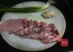 葱烤大排的做法图解1