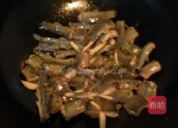 泥鳅烧黄瓜的做法图解4