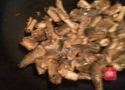 ﻿﻿﻿﻿﻿﻿﻿﻿﻿﻿﻿﻿﻿﻿﻿﻿﻿﻿﻿﻿﻿﻿﻿﻿泥鳅烧黄瓜的做法图解5