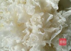 枸杞银耳汤的做法图解1