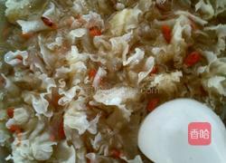 枸杞银耳汤的做法图解4