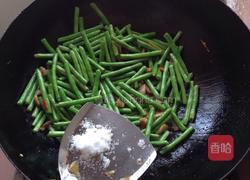 长豆角炒瘦肉的做法图解6
