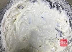 抹茶火龙果戚风卷的做法图解11