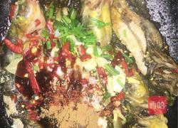 红烧鲶鱼的做法图解4