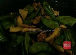 肉炒扁豆的做法图解2