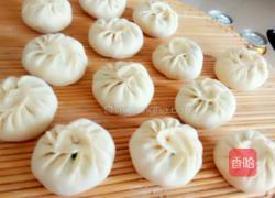 猪肉丁韭菜大包的做法图解12