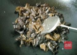 木耳炒鸡蛋的做法图解5