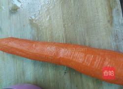 胡萝卜大骨头汤的做法图解2