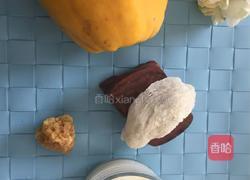 木瓜牛奶燕窝的做法图解1