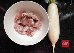 萝卜排骨汤的做法图解1