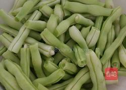 豆角卷子一锅鲜的做法图解2