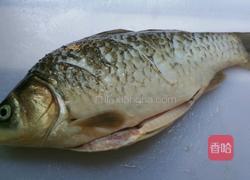 清蒸鲫鱼的做法图解1