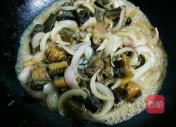 洋葱炒黄鳝的做法图解7
