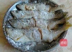 红烧黄鱼的做法图解3