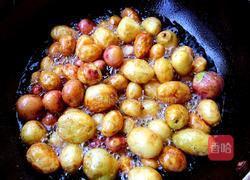 梅花肉焖小土豆的做法图解4