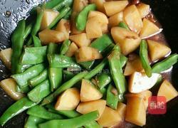 土豆炖豆角的做法图解7