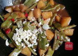 土豆炖豆角的做法图解10