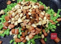 独家什锦炒饭的做法图解9