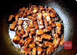 五花肉炖粉条的做法图解8