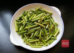 炒龙须面的做法图解3