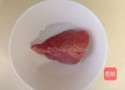 瘦肉酿青椒的做法图解1